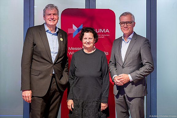 Peter Ottmann (Geschäftsführer NürnbergMesse), Heike Jordan (Geschäftsführerin Meyer‑Haake GmbH Medical Innovations), Uwe Fischer (CEO Hamburg Messe und Congress)